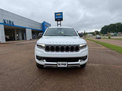 Bright White Clearcoat 2024 Jeep Wagoneer Series II 4x2