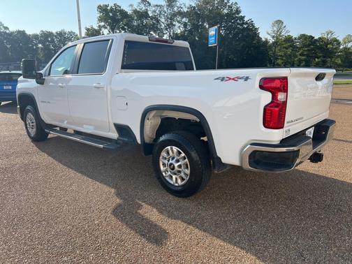 2024 Chevrolet Silverado 2500 LT