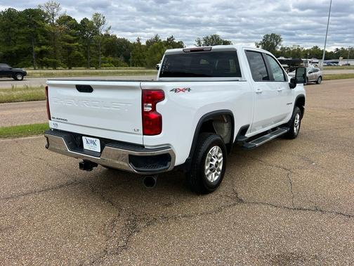 2024 Chevrolet Silverado 2500 LT