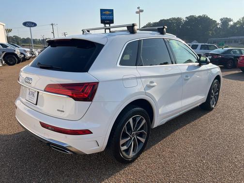 2023 Audi Q5 45 S line Premium Plus