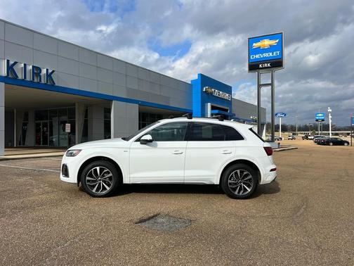 2023 Audi Q5 45 S line Premium Plus