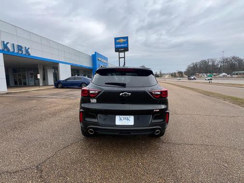 Mosaic Black Metallic 2026 Chevrolet Trailblazer RS