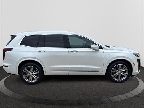2023 Cadillac XT6 Premium Luxury AWD