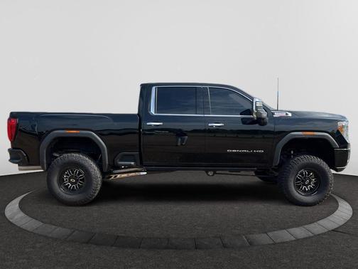 2020 GMC Sierra 2500 Denali