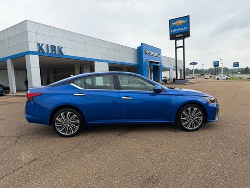 Bluestone Pearl 2025 Nissan Altima SL AWD