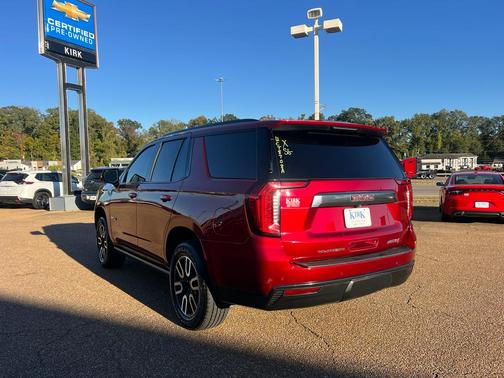 2021 GMC Yukon 4WD AT4