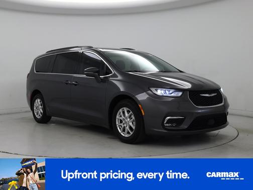 Gray 2022 Chrysler Pacifica Touring L