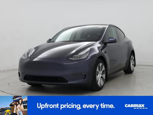 Gray 2023 Tesla Model Y Long Range
