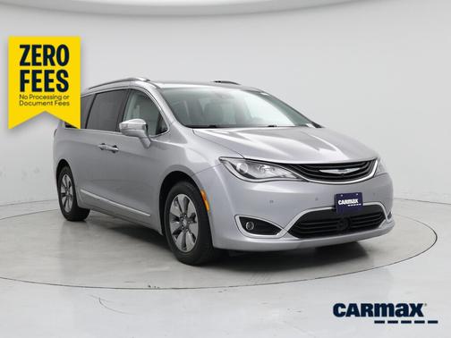 Tan 2018 Chrysler Pacifica Hybrid Limited