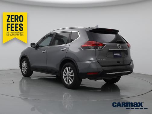 Gray 2017 Nissan Rogue SV
