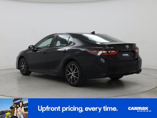 Black 2024 Toyota Camry SE