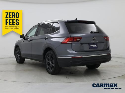 Gray 2022 Volkswagen Tiguan SE