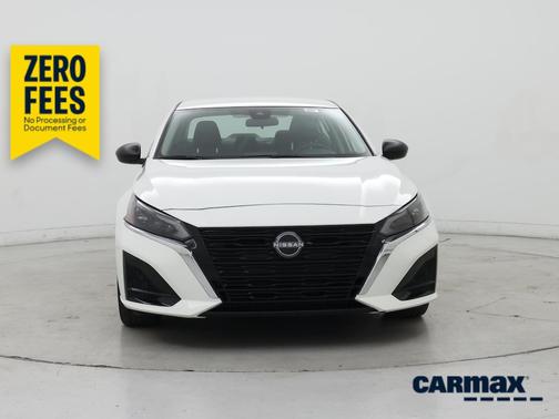 White 2025 Nissan Altima SV