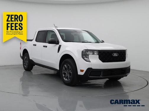 White 2025 Ford Maverick XLT