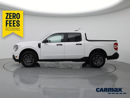 White 2025 Ford Maverick XLT