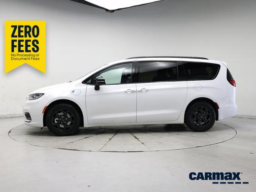 White 2024 Chrysler Pacifica Hybrid Premium S Appearance Pkg