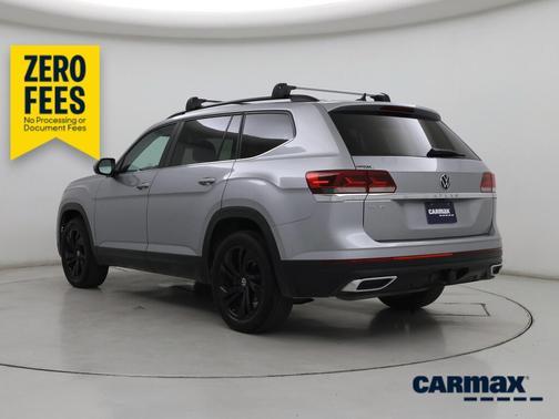 Silver 2022 Volkswagen Atlas SE w/Tech