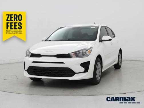 White 2023 Kia Rio LX