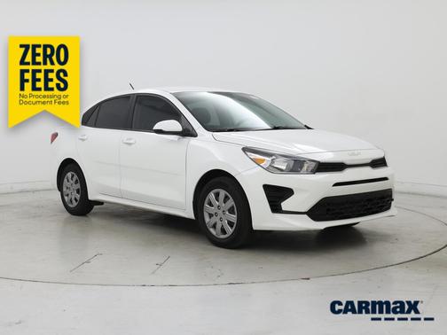 White 2023 Kia Rio LX