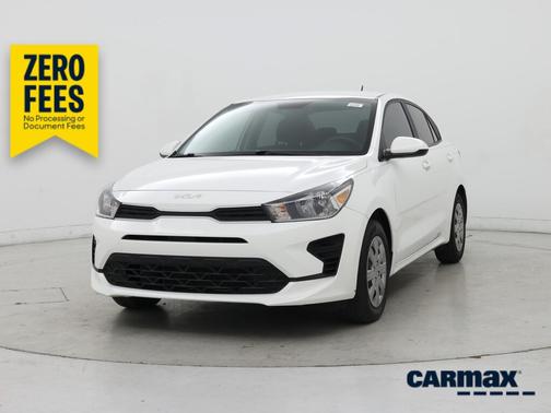 White 2023 Kia Rio LX