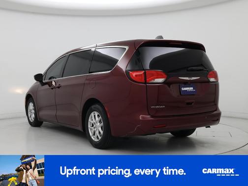 2021 Chrysler Voyager LX