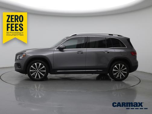 Gray 2022 Mercedes-Benz GLB 250