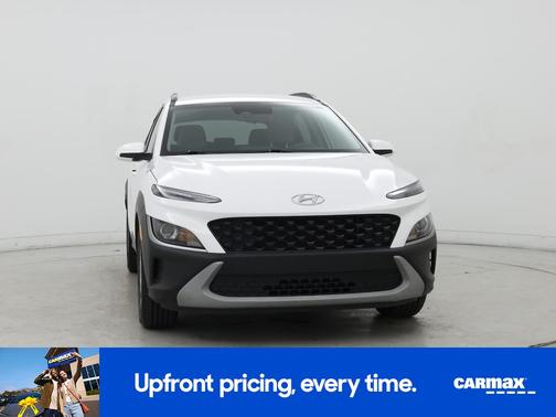 White 2023 Hyundai KONA SEL
