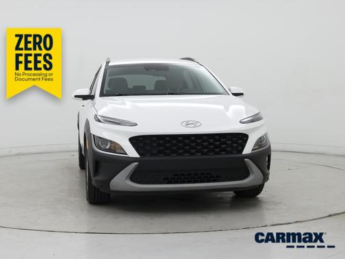 White 2023 Hyundai KONA SEL