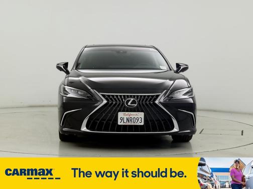 2024 Lexus ES 300h Luxury