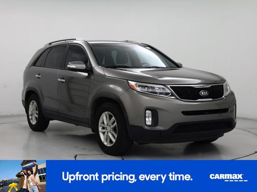 Gray 2015 Kia Sorento LX