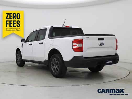 White 2023 Ford Maverick XLT