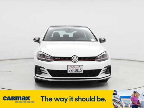 2021 Volkswagen Golf GTI SE