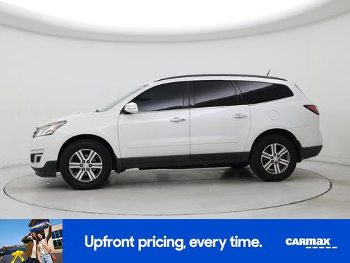 White 2016 Chevrolet Traverse LT