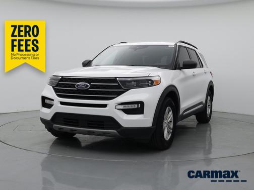 White 2020 Ford Explorer XLT