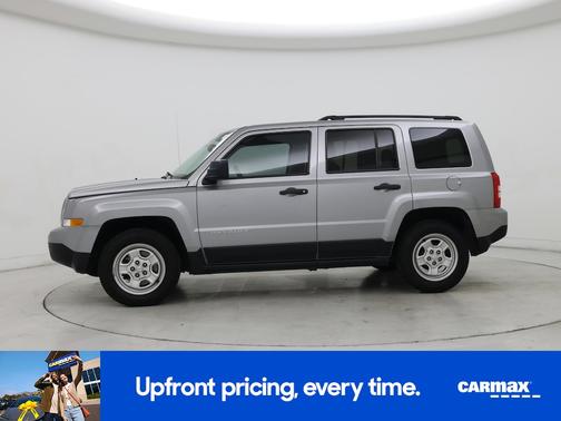 Silver 2017 Jeep Patriot Sport