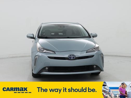 2019 Toyota Prius XLE