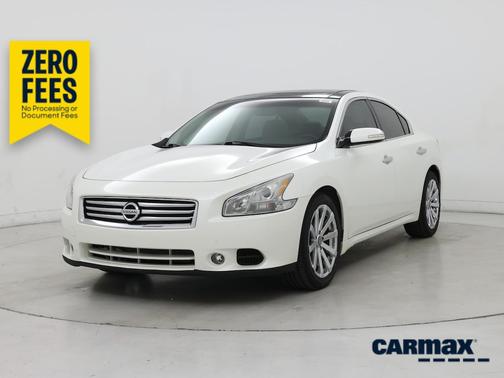 White 2014 Nissan Maxima SV