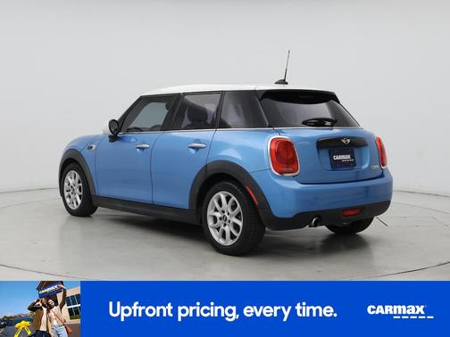 2017 MINI Hardtop Cooper