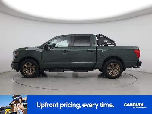 2024 Nissan Titan SV