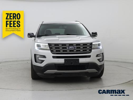 Silver 2017 Ford Explorer XLT