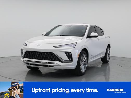 White 2024 Buick Envista Avenir