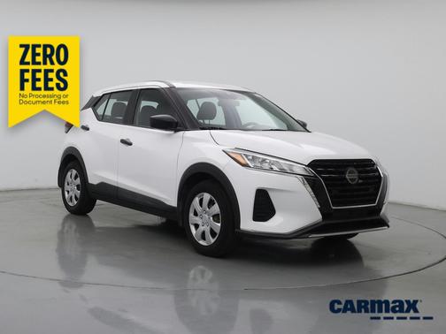 White 2021 Nissan Kicks S
