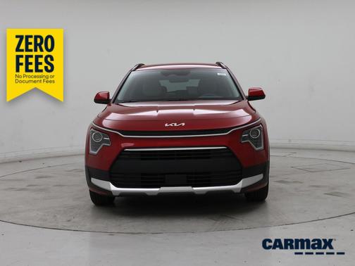 Red 2025 Kia Niro EX