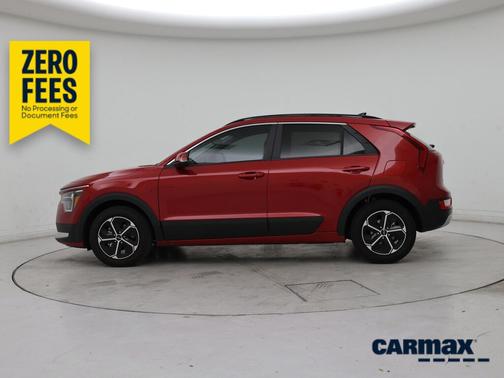 Red 2025 Kia Niro EX