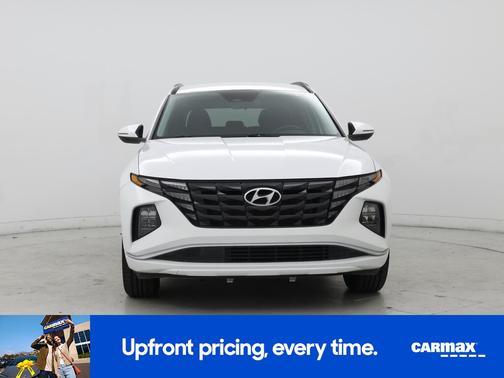 White 2022 Hyundai TUCSON SEL