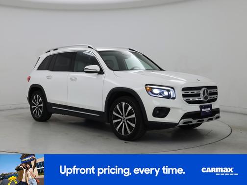 White 2022 Mercedes-Benz GLB 250
