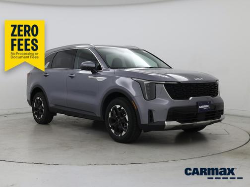 Silver 2024 Kia Sorento S