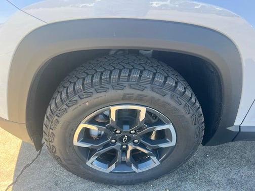 2026 Chevrolet Equinox FWD ACTIV