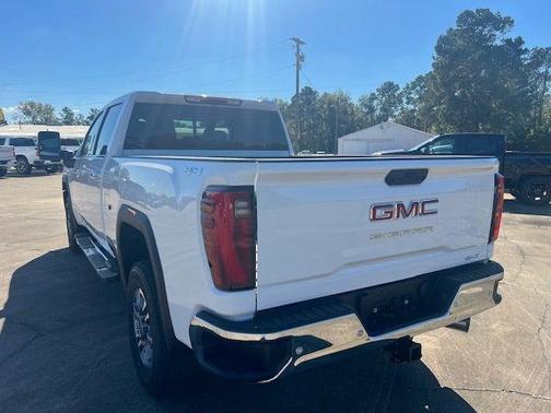 2026 GMC Sierra 2500 SLT