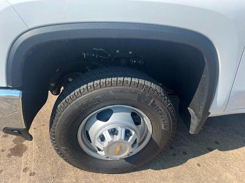 2025 Chevrolet Silverado 3500 WT